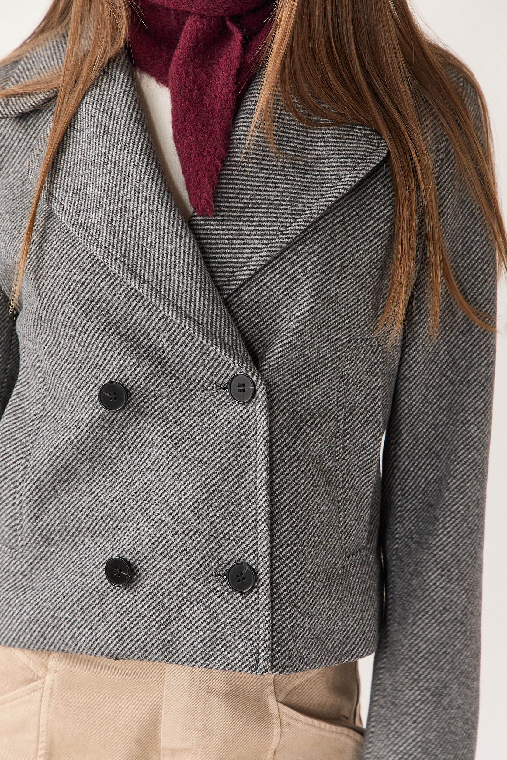 ABRIGO CORTO ESPIGA GRIS