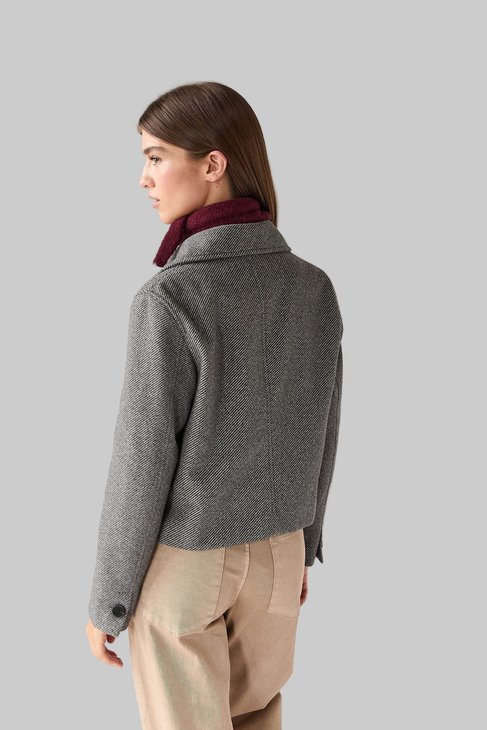 ABRIGO CORTO ESPIGA GRIS